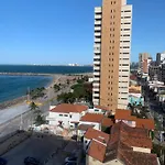 Flat Tabajara Residence